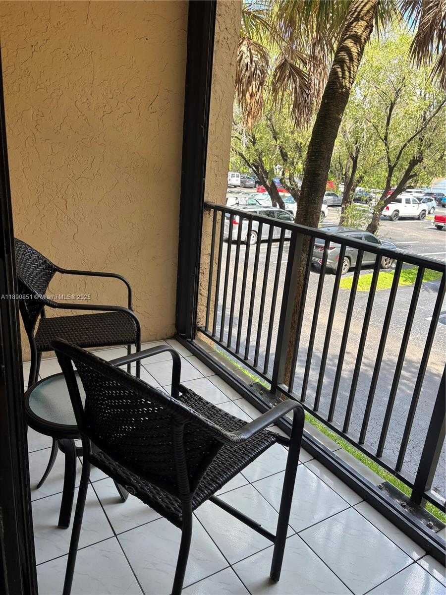 Small Image of 14501 NORTH KENDALL DR #207H, Miami Number 9