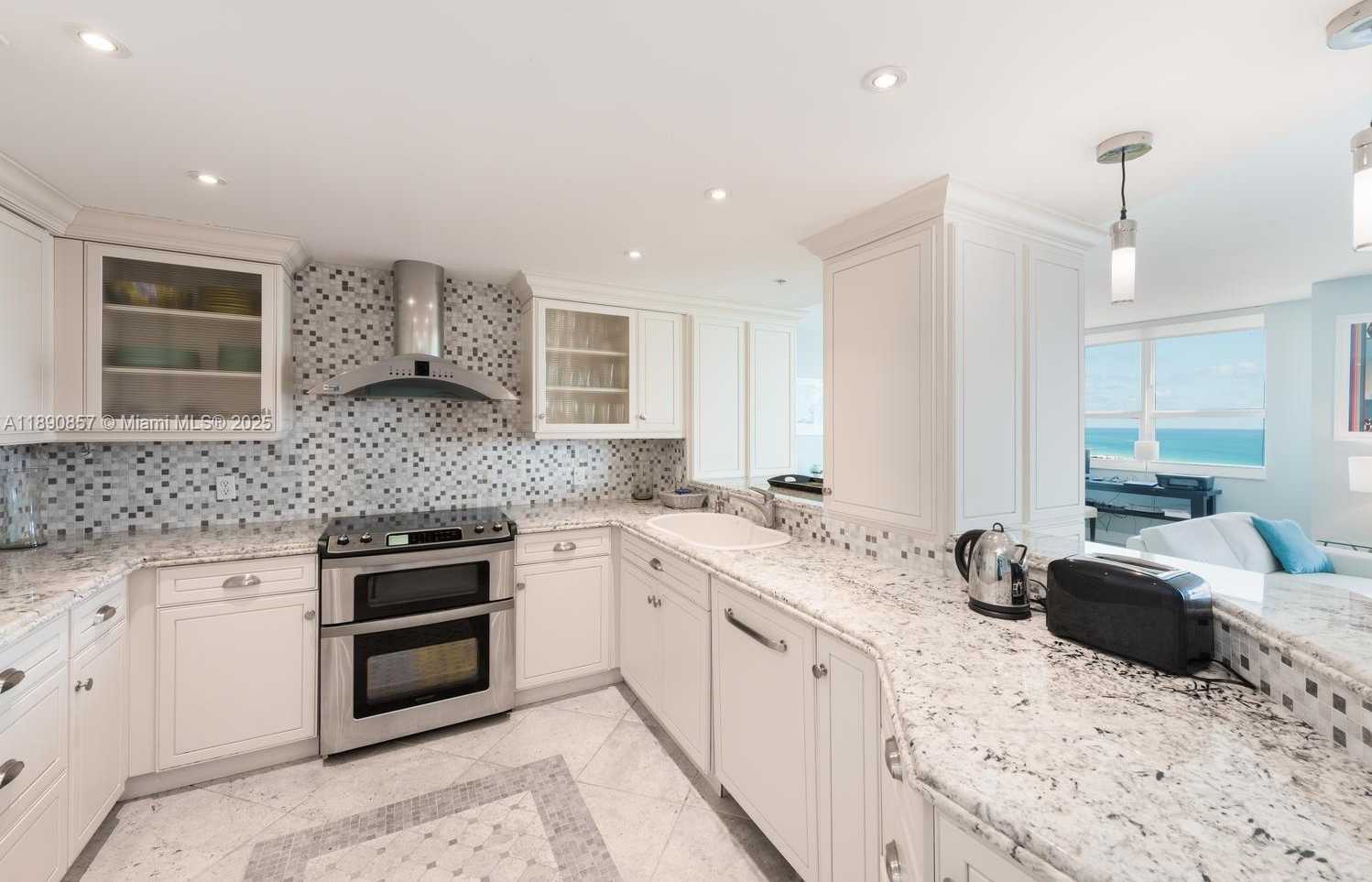 Small Image of 90 ALTON RD #PH3309, Miami Beach Number 6