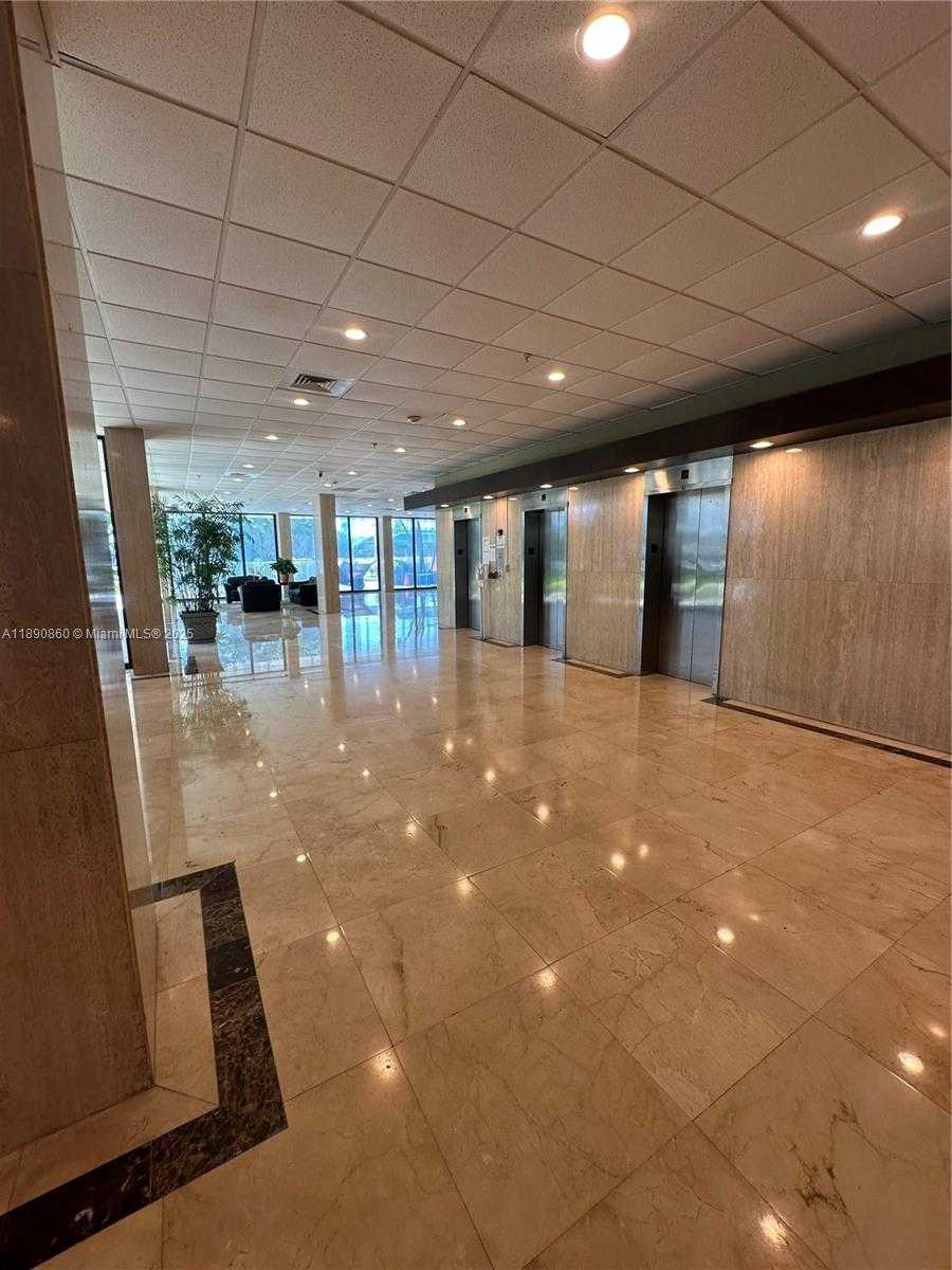 Small Image of 400 KINGS POINT DR #614, Sunny Isles Beach Number 16