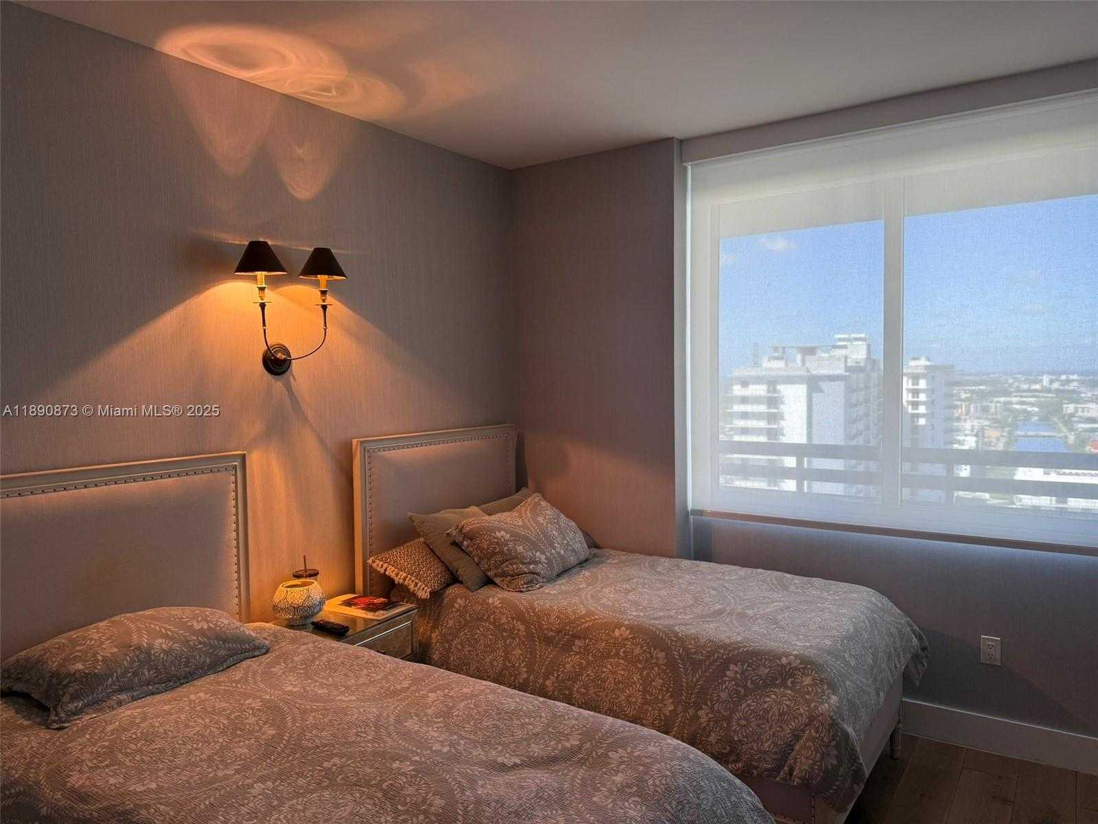 Small Image of 16385 BISCAYNE BLVD #3018, North Miami Beach Number 12