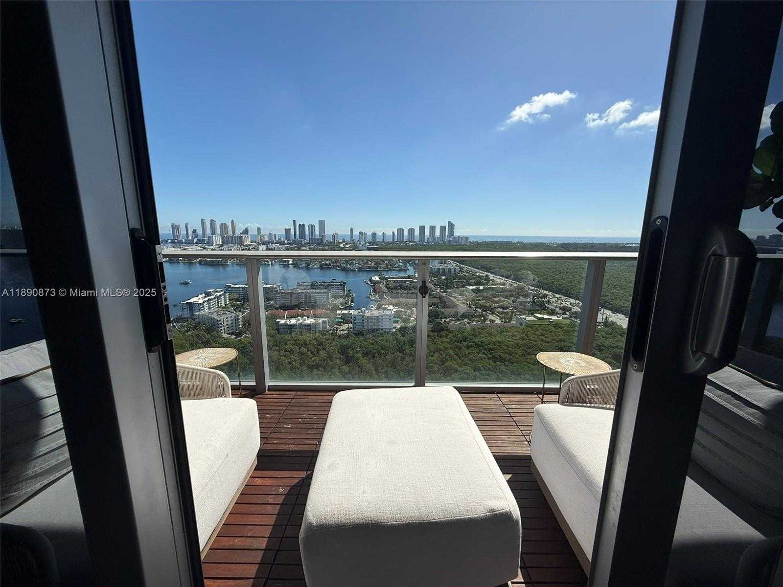 Small Image of 16385 BISCAYNE BLVD #3018, North Miami Beach Number 19