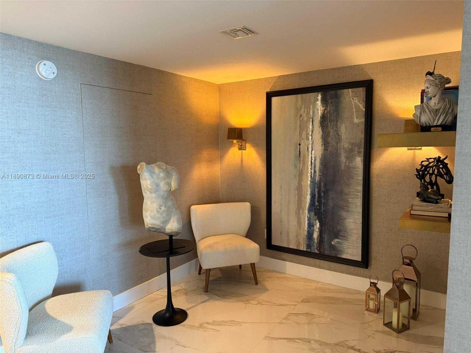Small Image of 16385 BISCAYNE BLVD #3018, North Miami Beach Number 4
