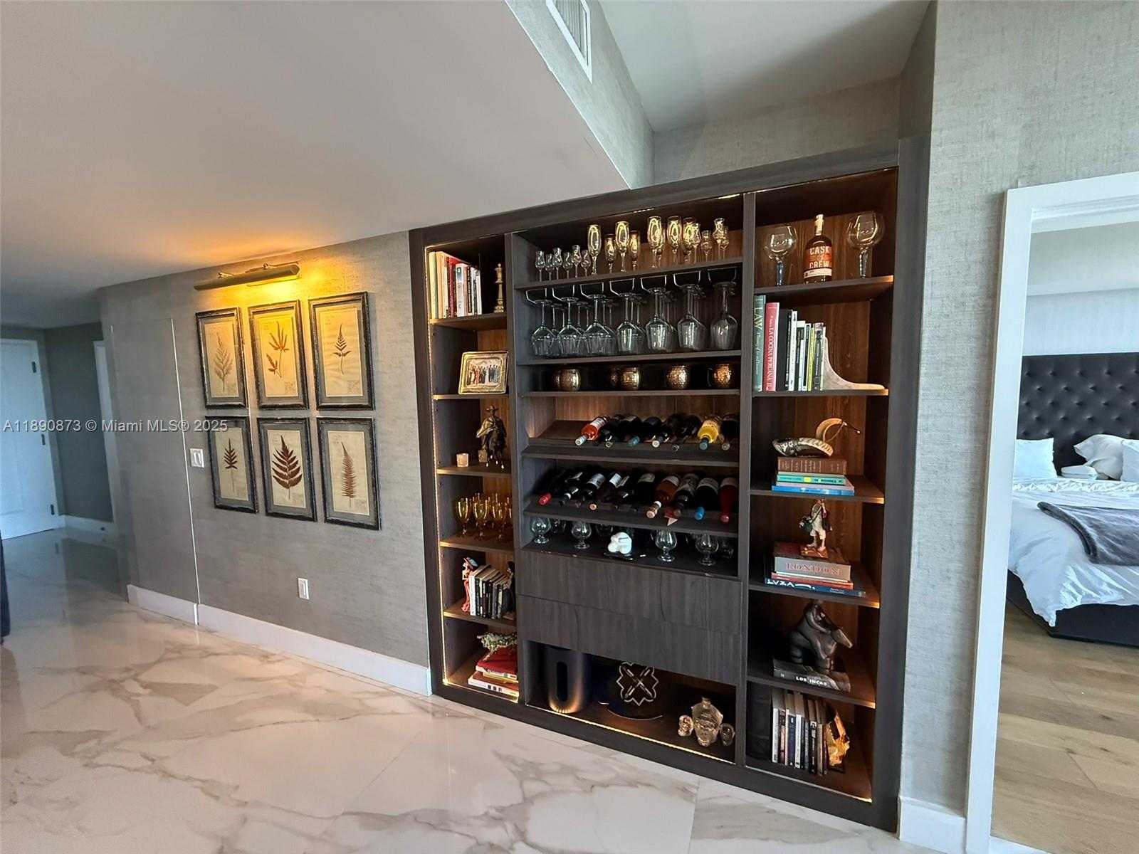 Small Image of 16385 BISCAYNE BLVD #3018, North Miami Beach Number 9