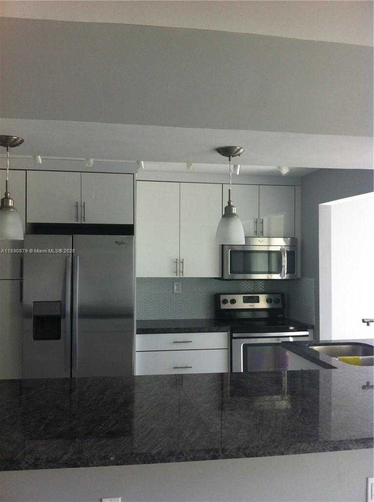 Small Image of 16558 NORTH EAST 26TH AVE #5I, North Miami Beach Number 3