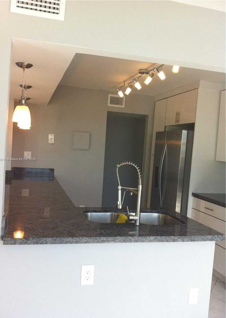 Small Image of 16558 NORTH EAST 26TH AVE #5I, North Miami Beach Number 5