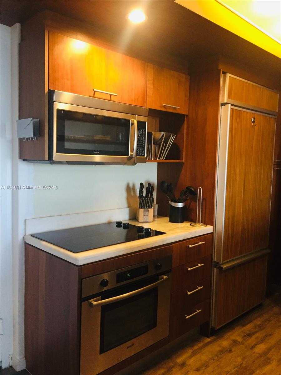 Small Image of 50 BISCAYNE BLVD #910, Miami Number 10