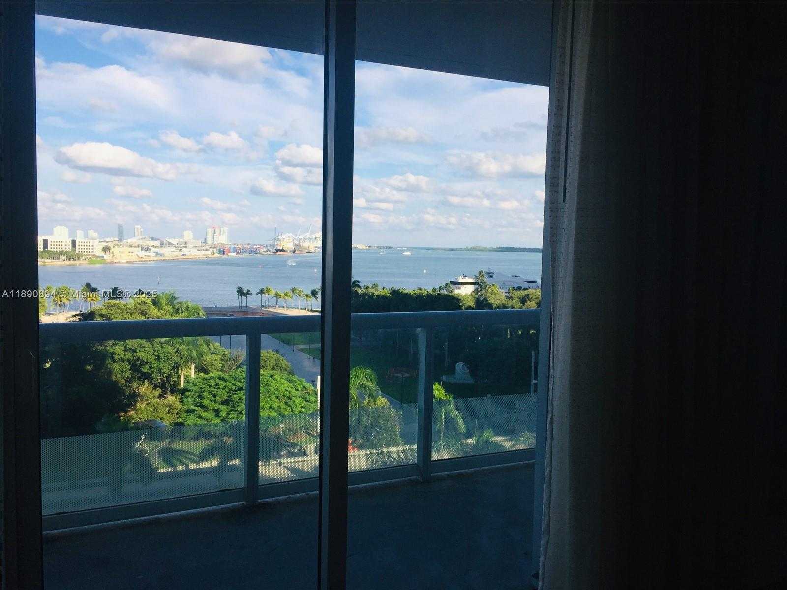 Small Image of 50 BISCAYNE BLVD #910, Miami Number 12