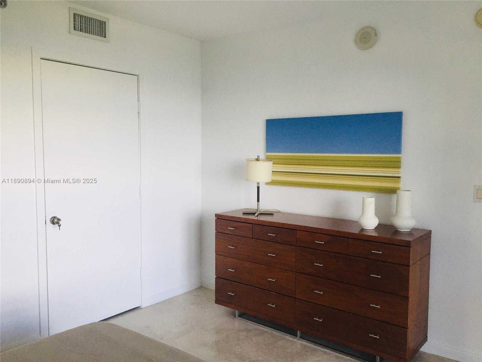 Small Image of 50 BISCAYNE BLVD #910, Miami Number 8