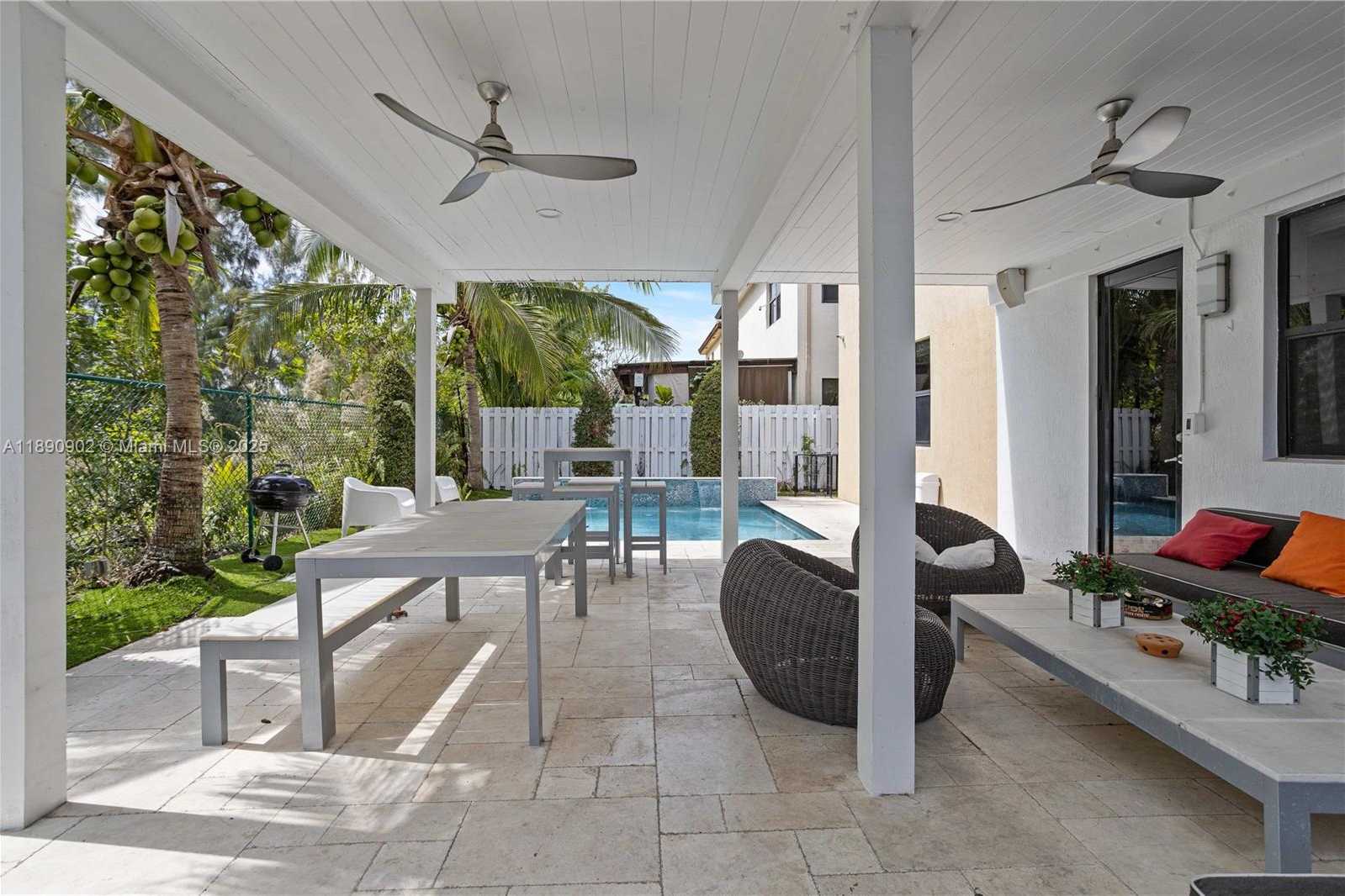 Small Image of 9910 NORTH WEST 86TH TER, Doral Number 18