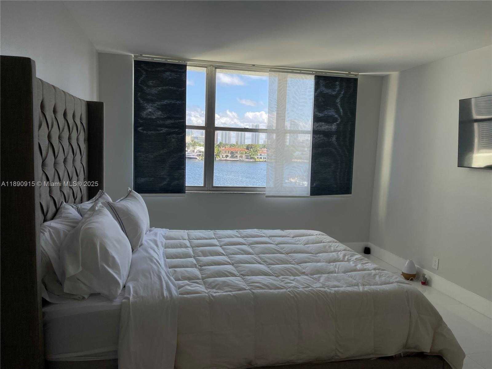 Small Image of 16570 NORTH EAST 26TH AVE #5H, North Miami Beach Number 10