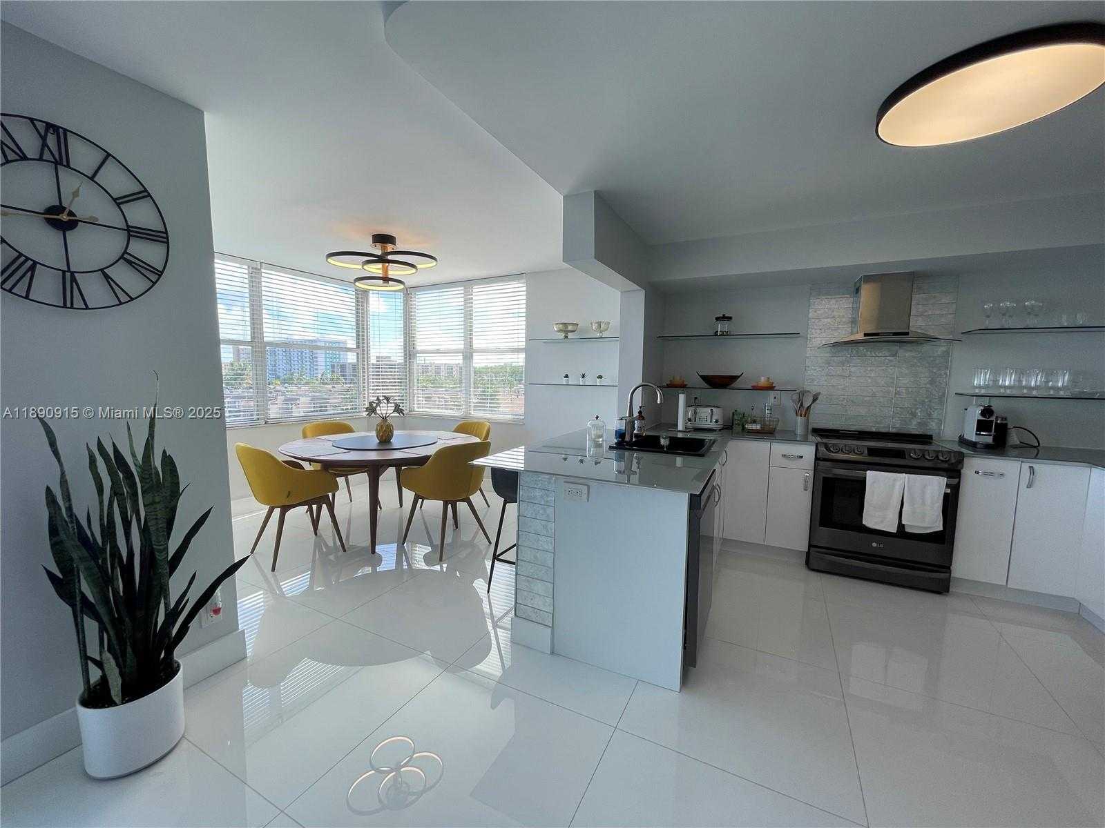Small Image of 16570 NORTH EAST 26TH AVE #5H, North Miami Beach Number 4