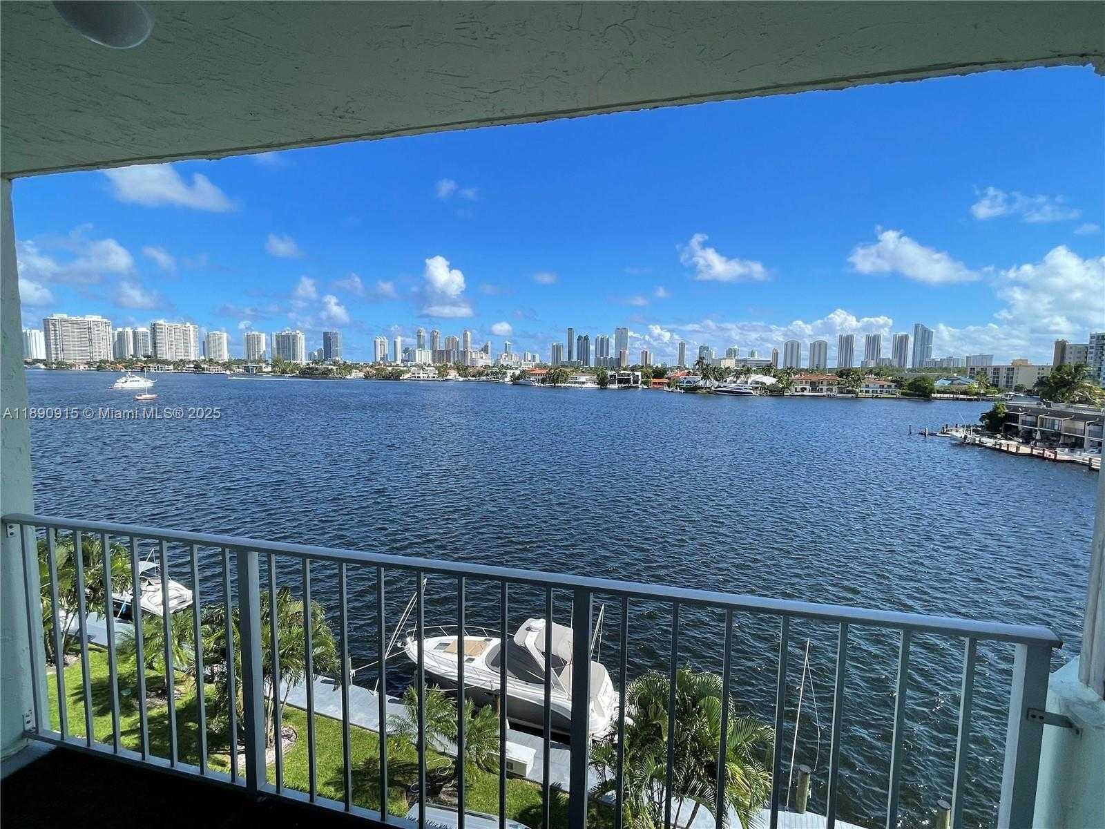 Small Image of 16570 NORTH EAST 26TH AVE #5H, North Miami Beach Number 8