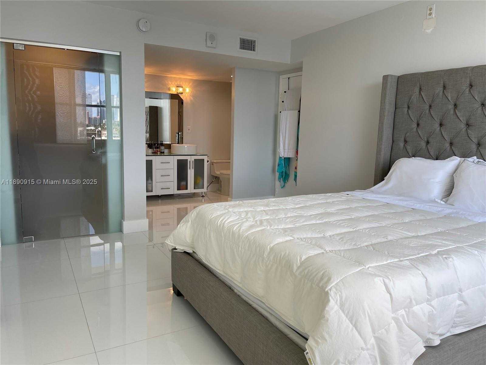 Small Image of 16570 NORTH EAST 26TH AVE #5H, North Miami Beach Number 9