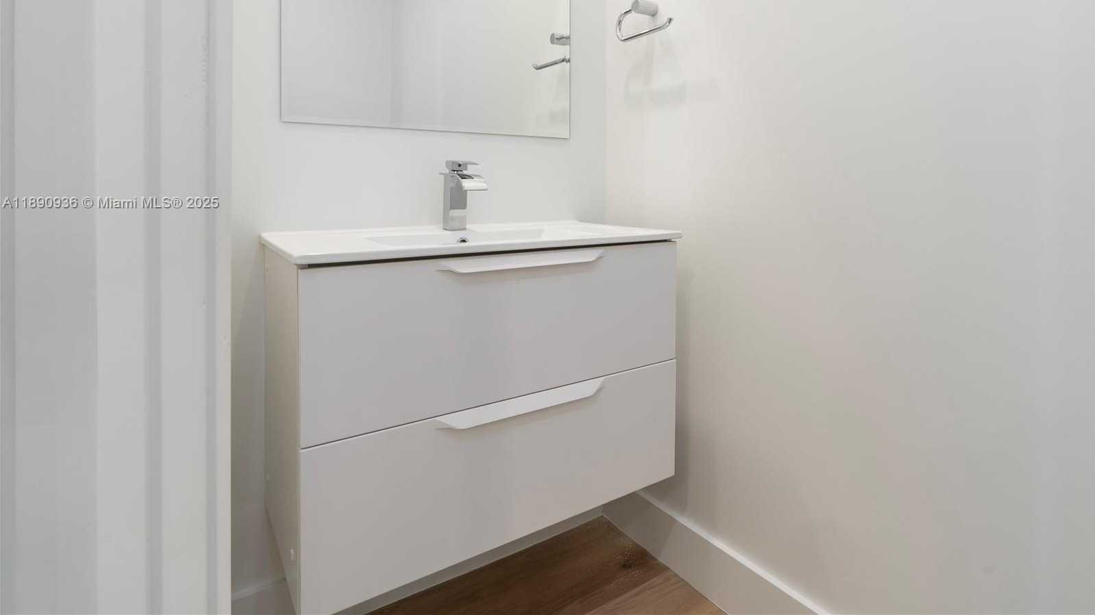 Small Image of 843 SOUTH WEST 29TH ST #843, Fort Lauderdale Number 16