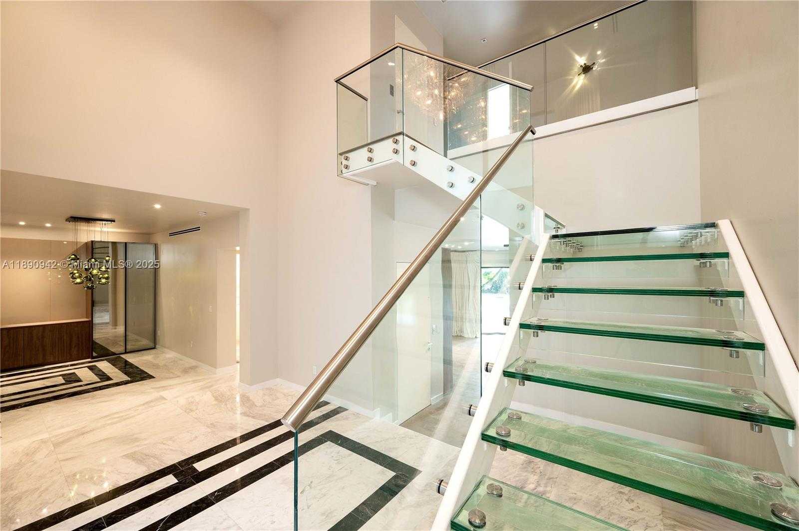 Small Image of 11200 SOUTH WEST 60TH AVE, Pinecrest Number 24