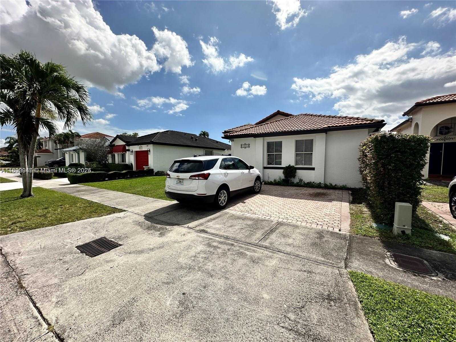 Small Image of 12972 NORTH WEST 10TH ST, Miami Number 19
