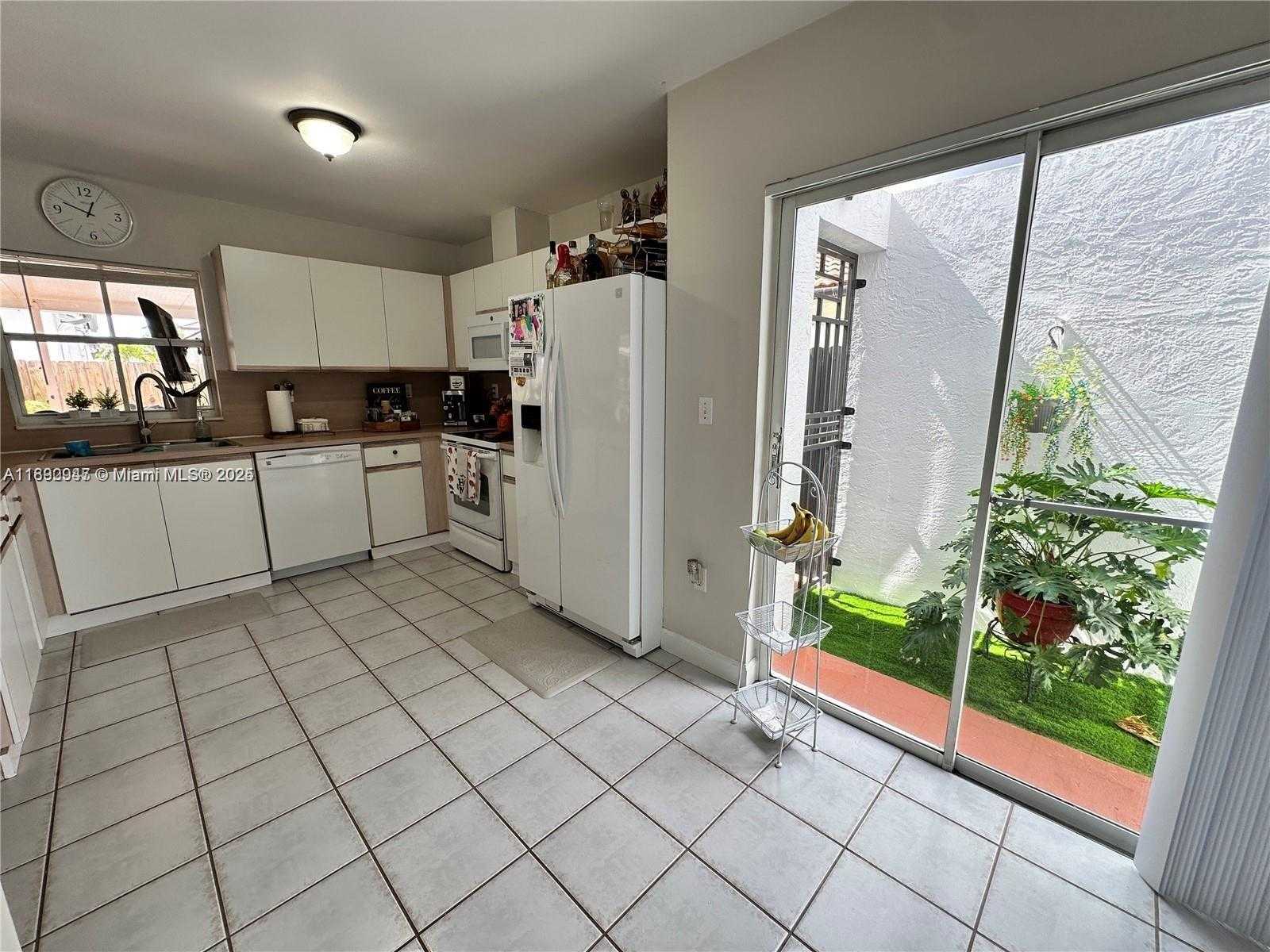 Small Image of 12972 NORTH WEST 10TH ST, Miami Number 6