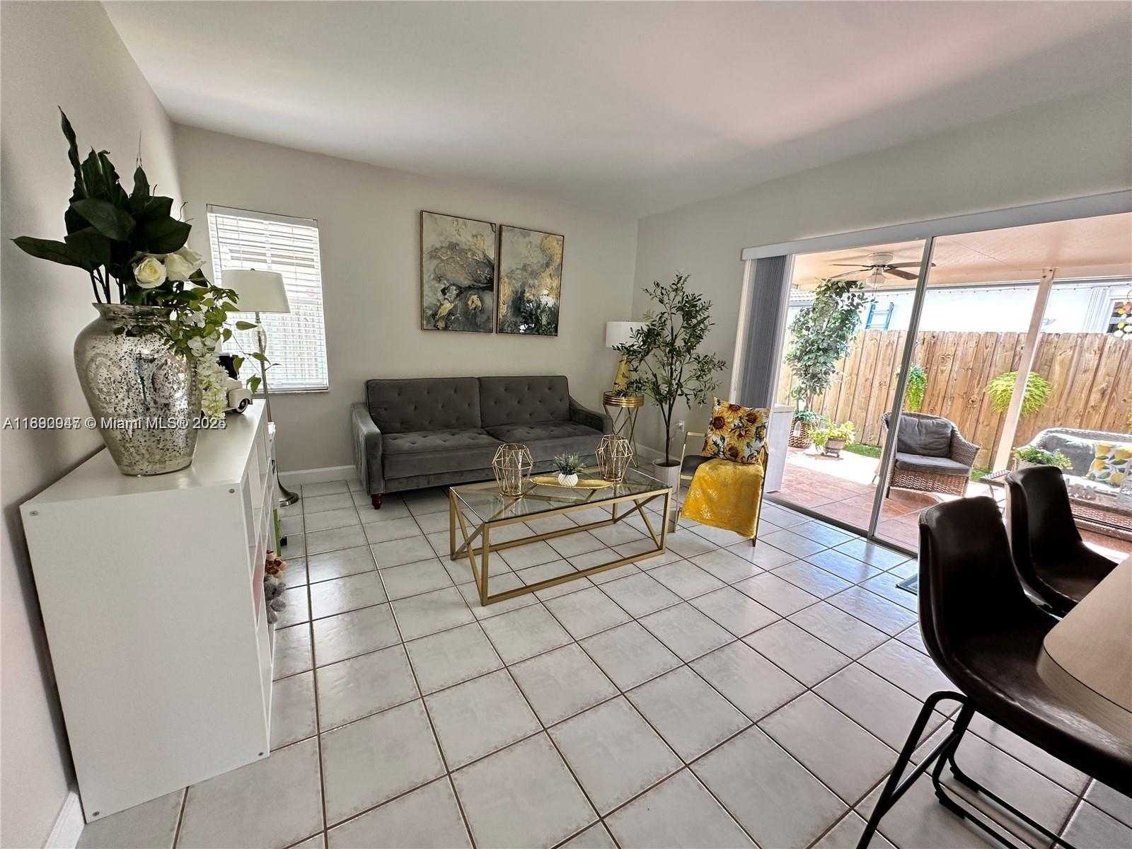 Small Image of 12972 NORTH WEST 10TH ST, Miami Number 8