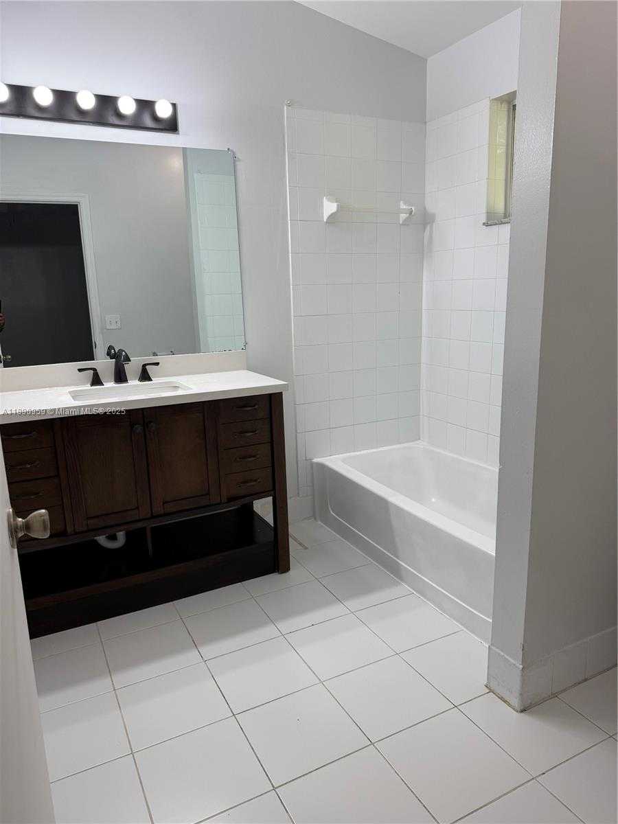 Small Image of 13905 SOUTH WEST 177TH TER #13905, Miami Number 13