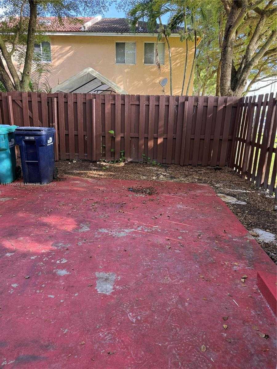 Small Image of 13905 SOUTH WEST 177TH TER #13905, Miami Number 17
