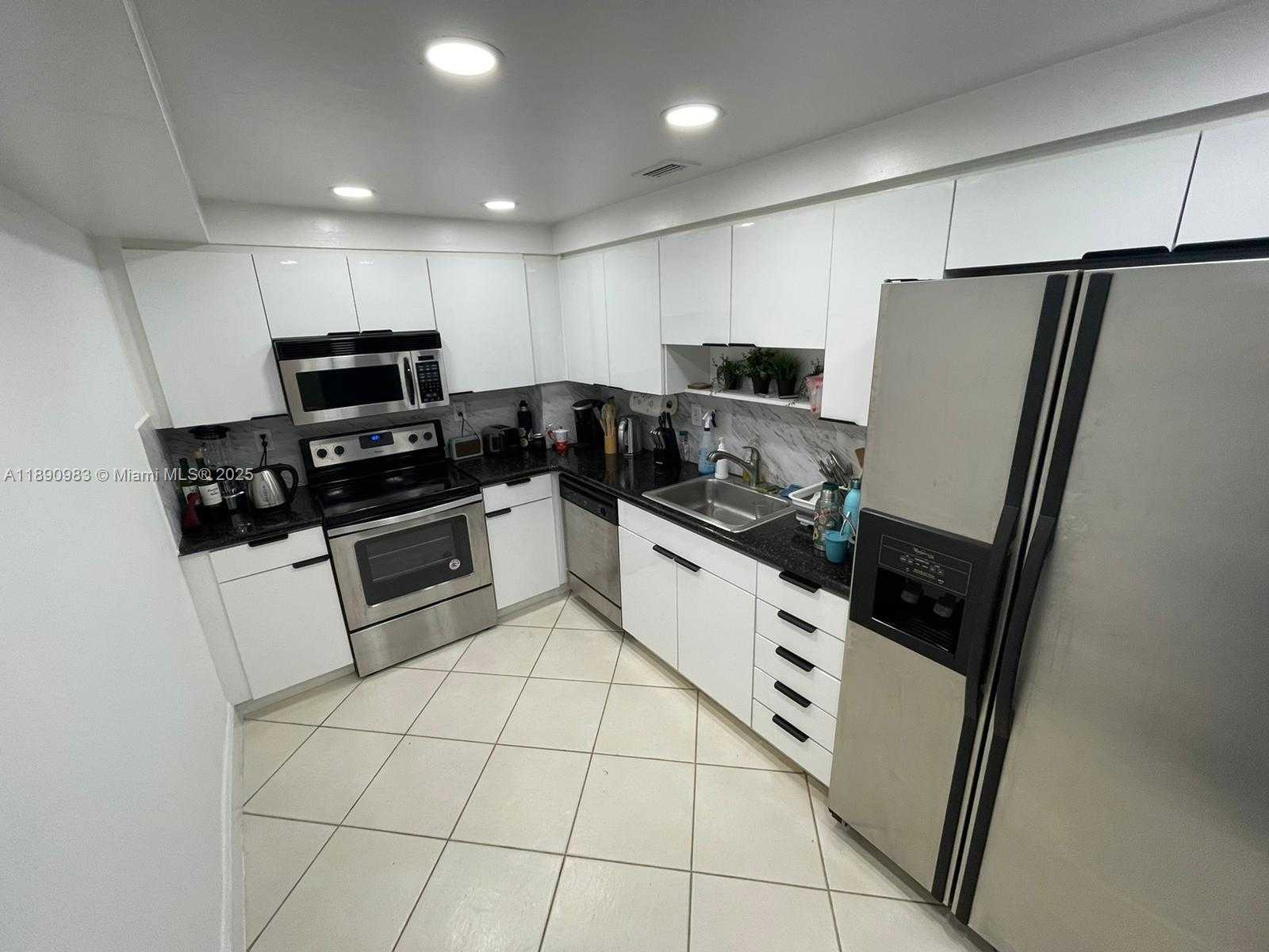 Small Image of 10350 WEST BAY HARBOR DR #3M, Bay Harbor Islands Number 8