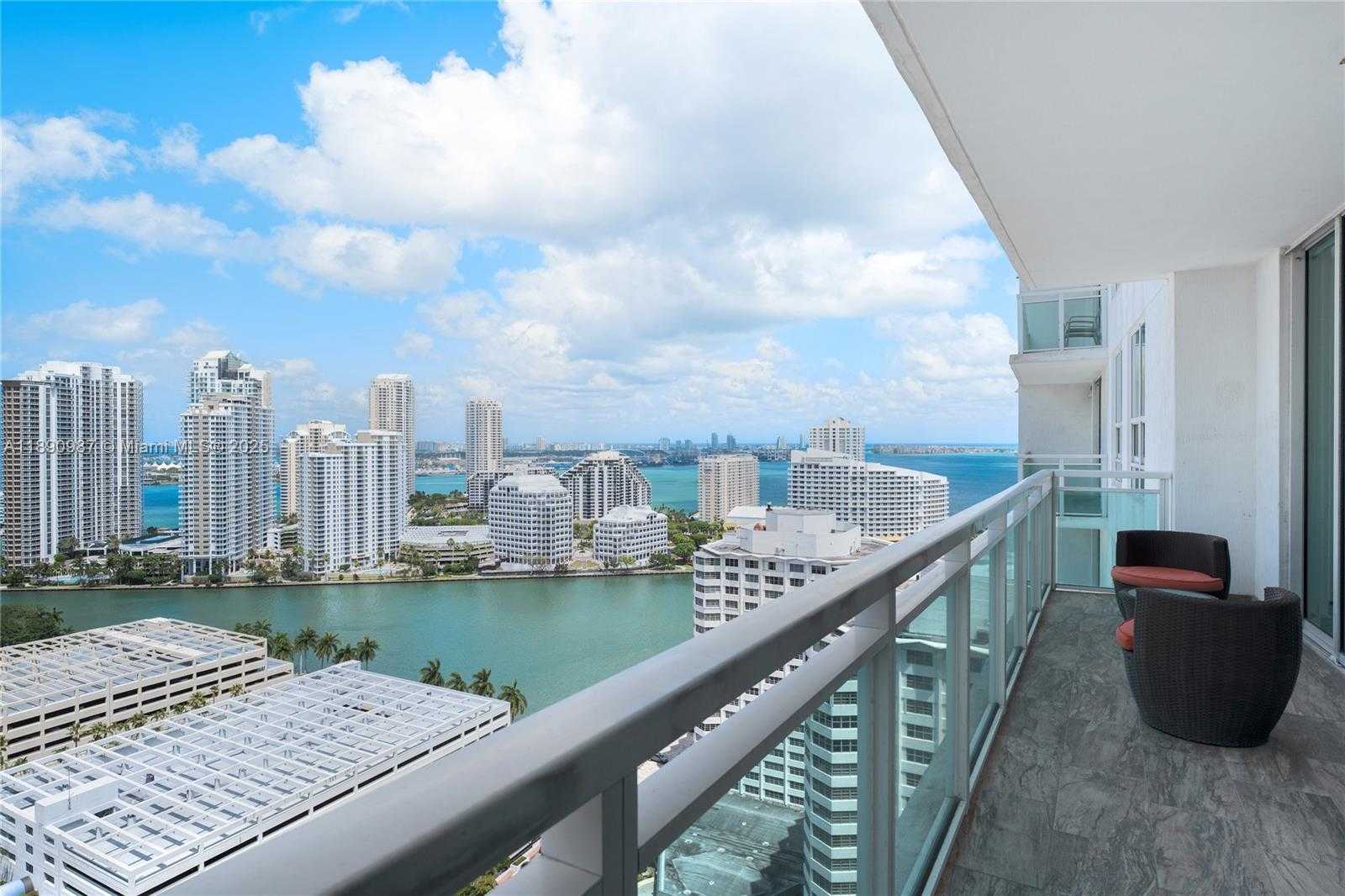 Small Image of 950 BRICKELL BAY DR #2606, Miami Number 2