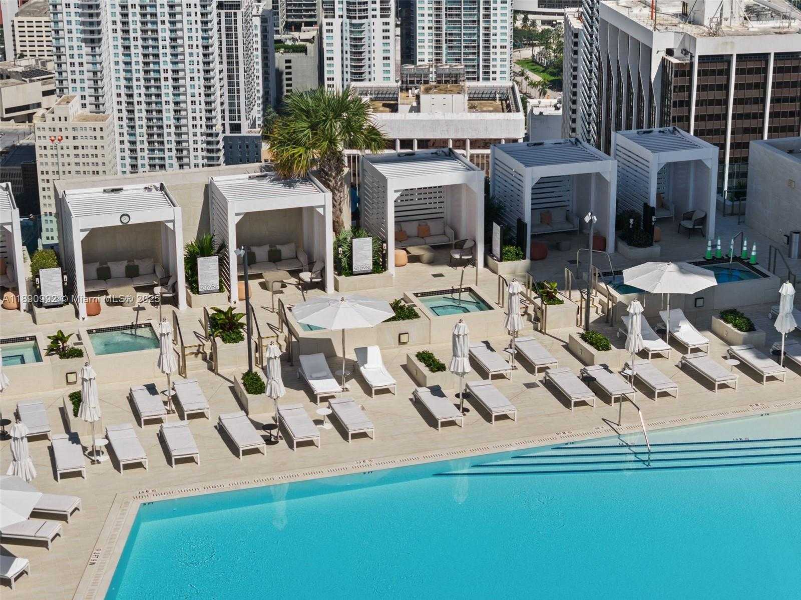 Small Image of 300 BISCAYNE BOULEVARD WAY #5207W, Miami Number 33