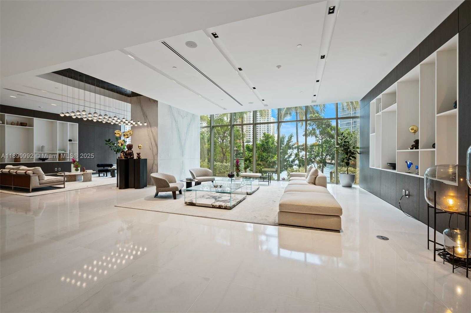 Small Image of 300 BISCAYNE BOULEVARD WAY #5207W, Miami Number 7