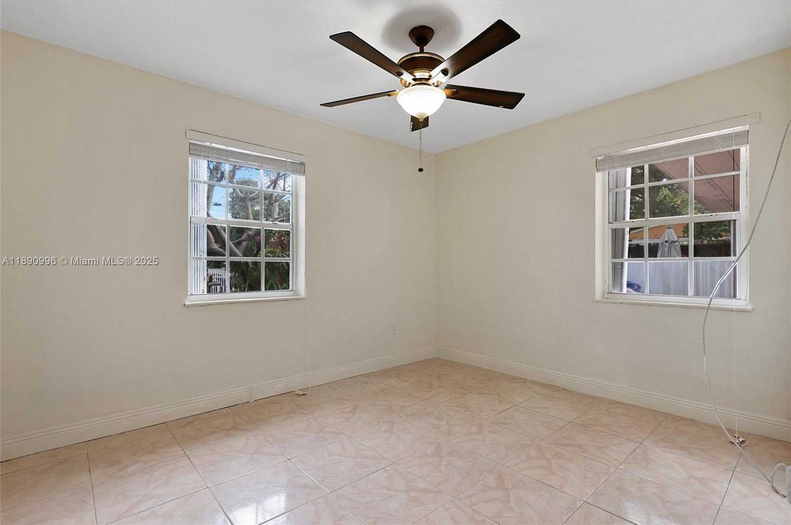 Small Image of 450 NORTH WEST 40TH CT, Miami Number 13