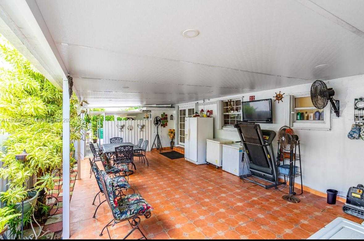 Small Image of 450 NORTH WEST 40TH CT, Miami Number 18