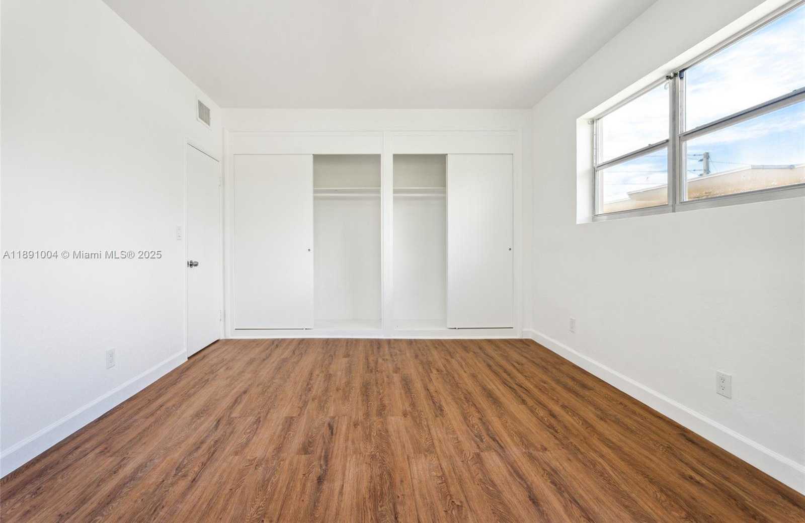 Small Image of 825 85TH ST #4, Miami Beach Number 6