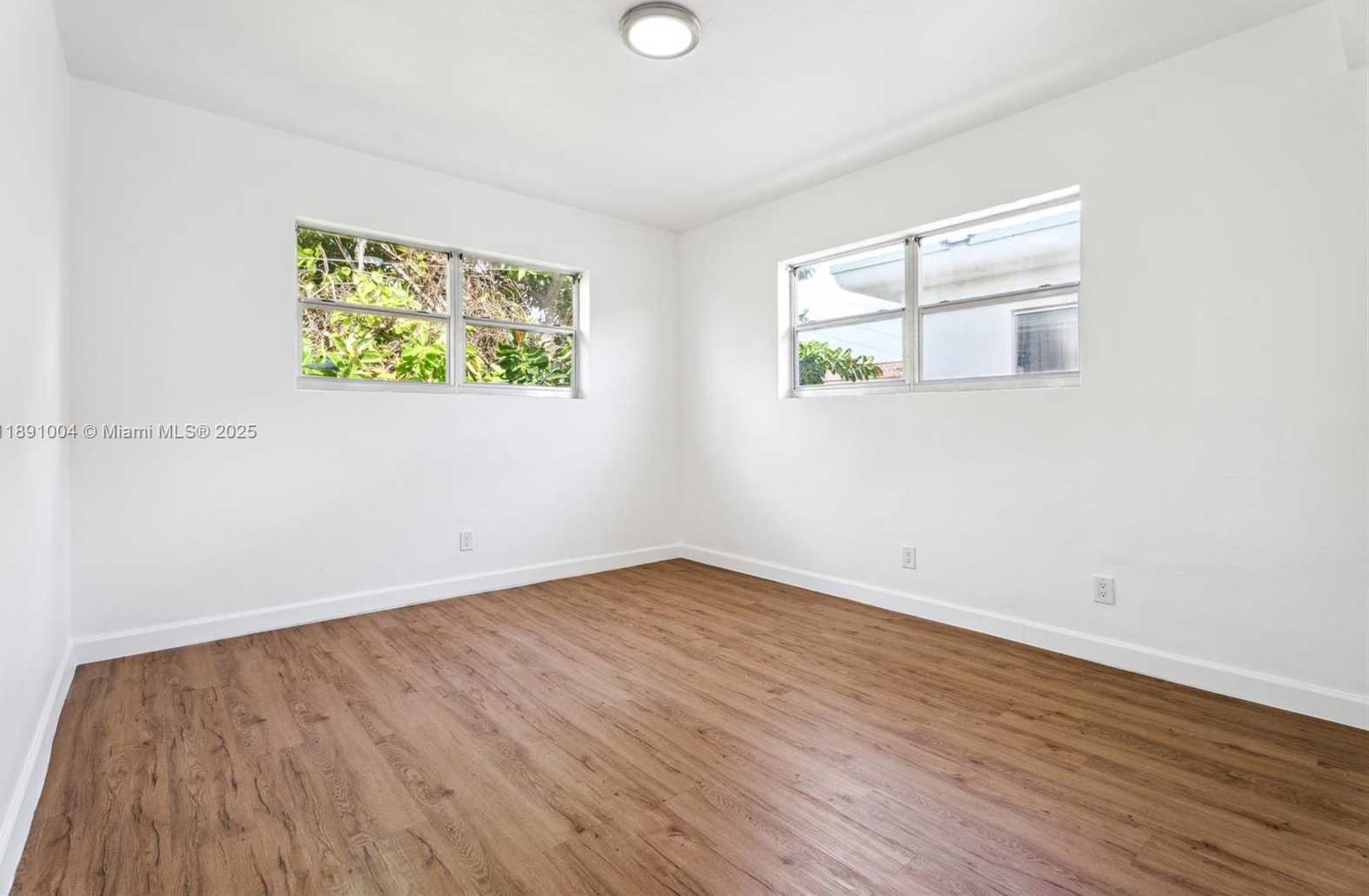 Small Image of 825 85TH ST #4, Miami Beach Number 8