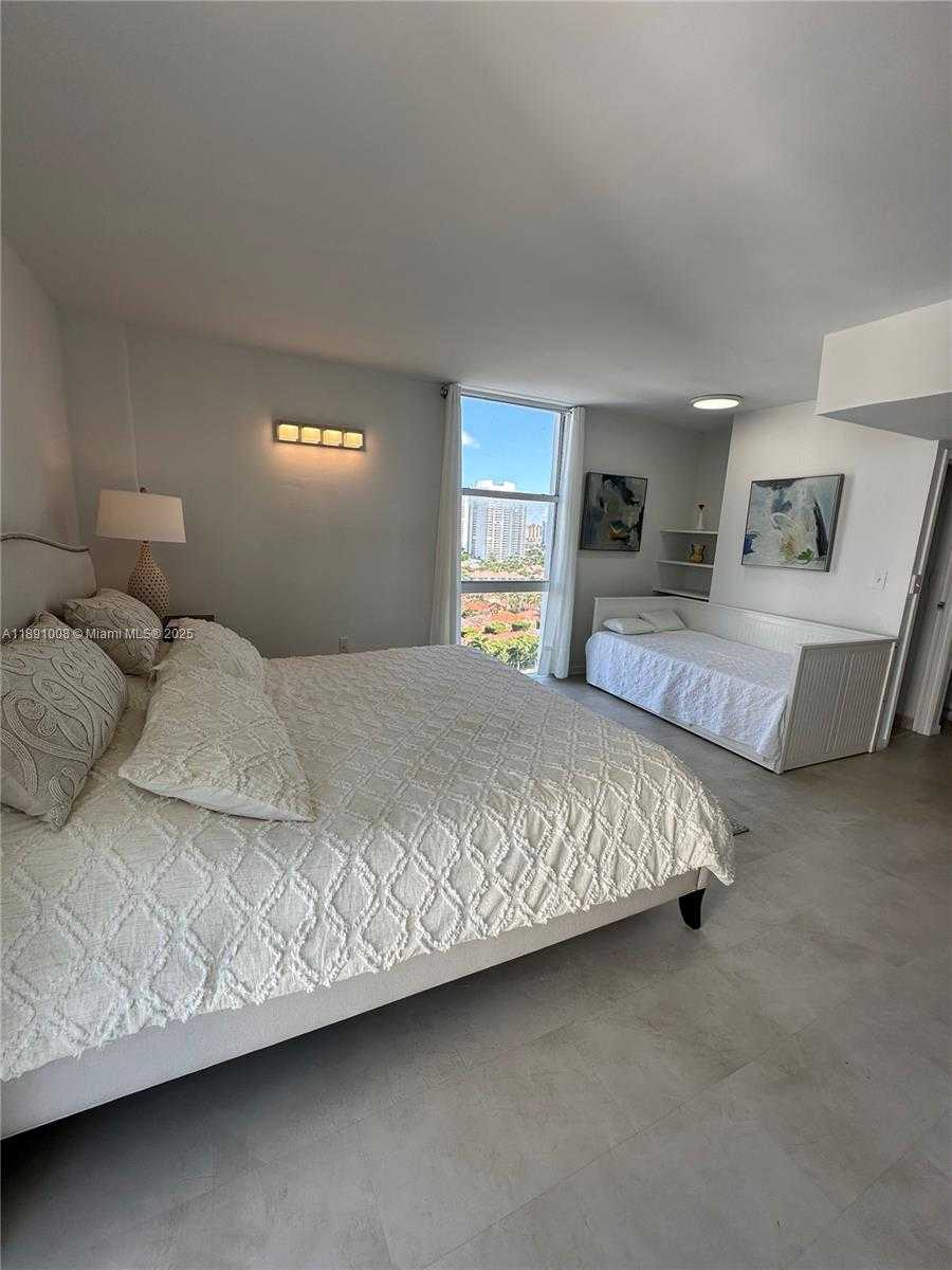 Small Image of 3675 NORTH COUNTRY CLUB DR #1809, Aventura Number 11