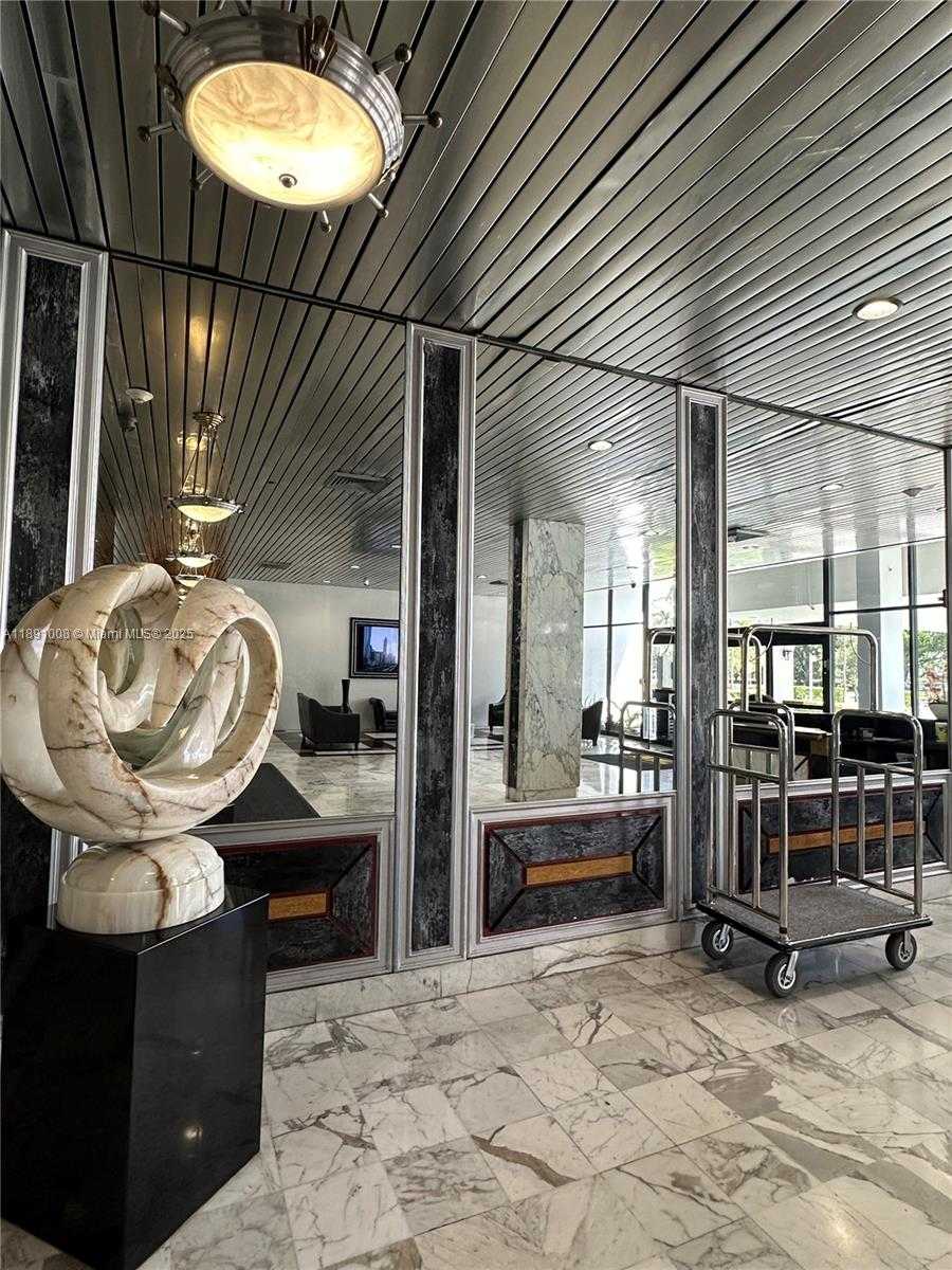 Small Image of 3675 NORTH COUNTRY CLUB DR #1809, Aventura Number 22