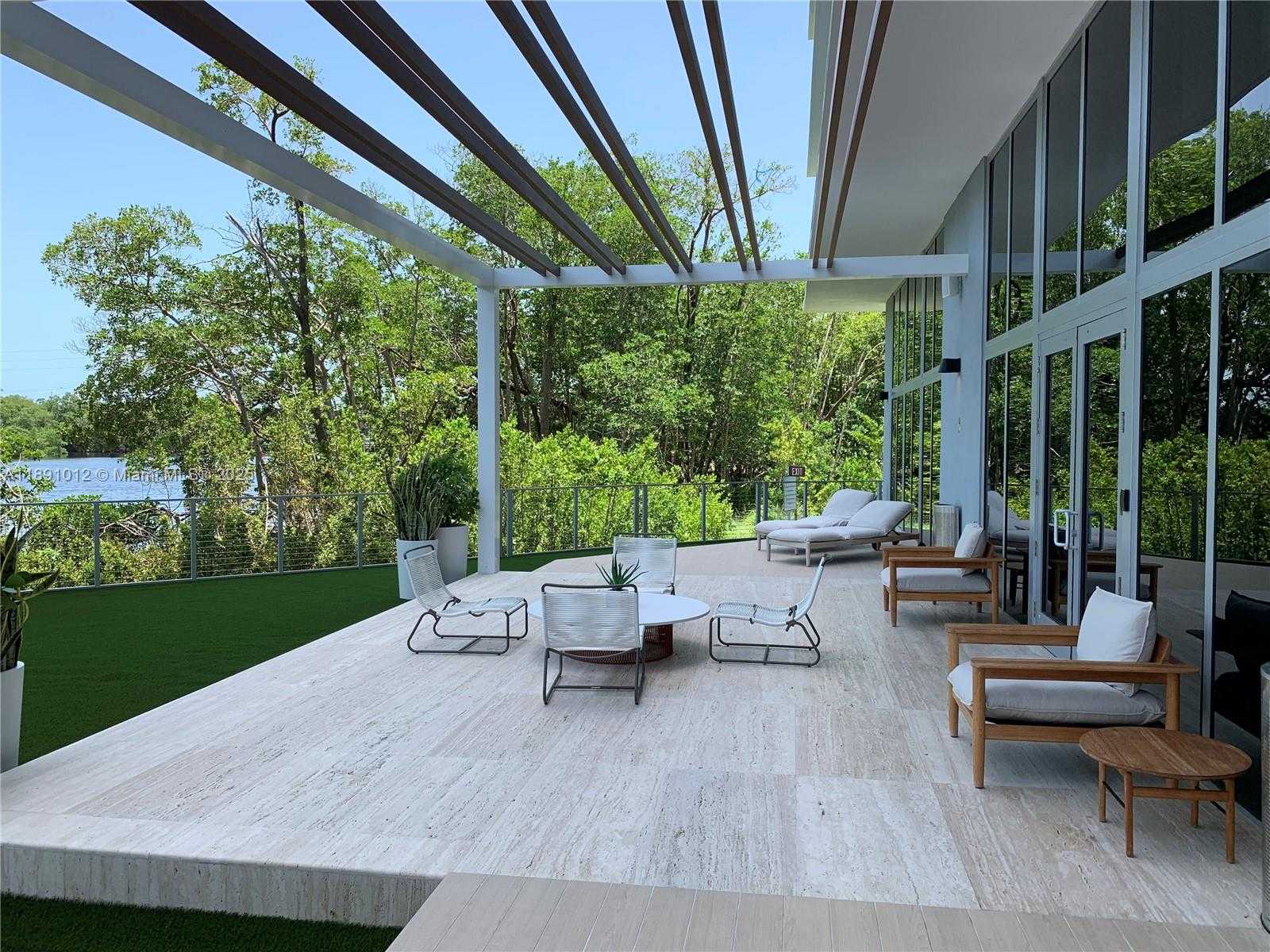 Small Image of 16385 BISCAYNE BLVD #2420, North Miami Beach Number 11