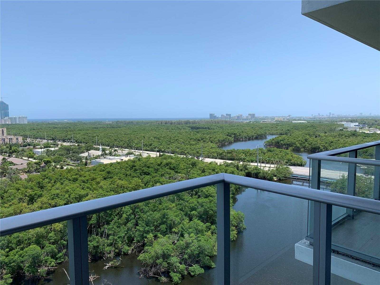 Small Image of 16385 BISCAYNE BLVD #2420, North Miami Beach Number 29
