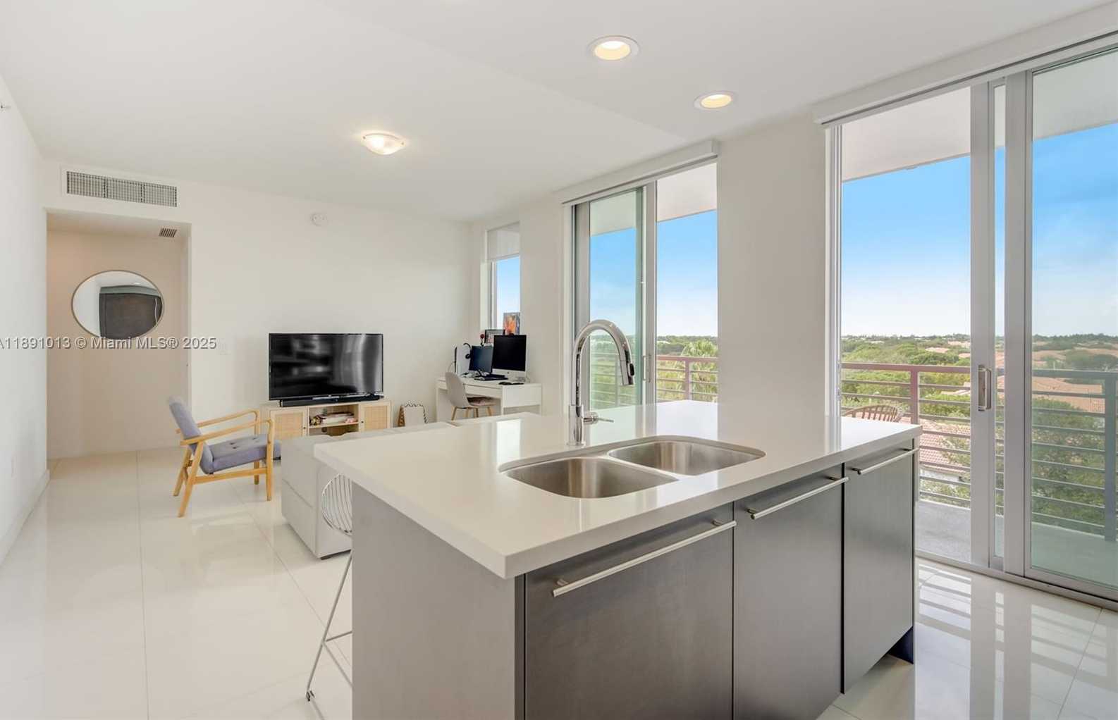 Small Image of 7875 NORTH WEST 107TH AVE #516, Doral Number 10