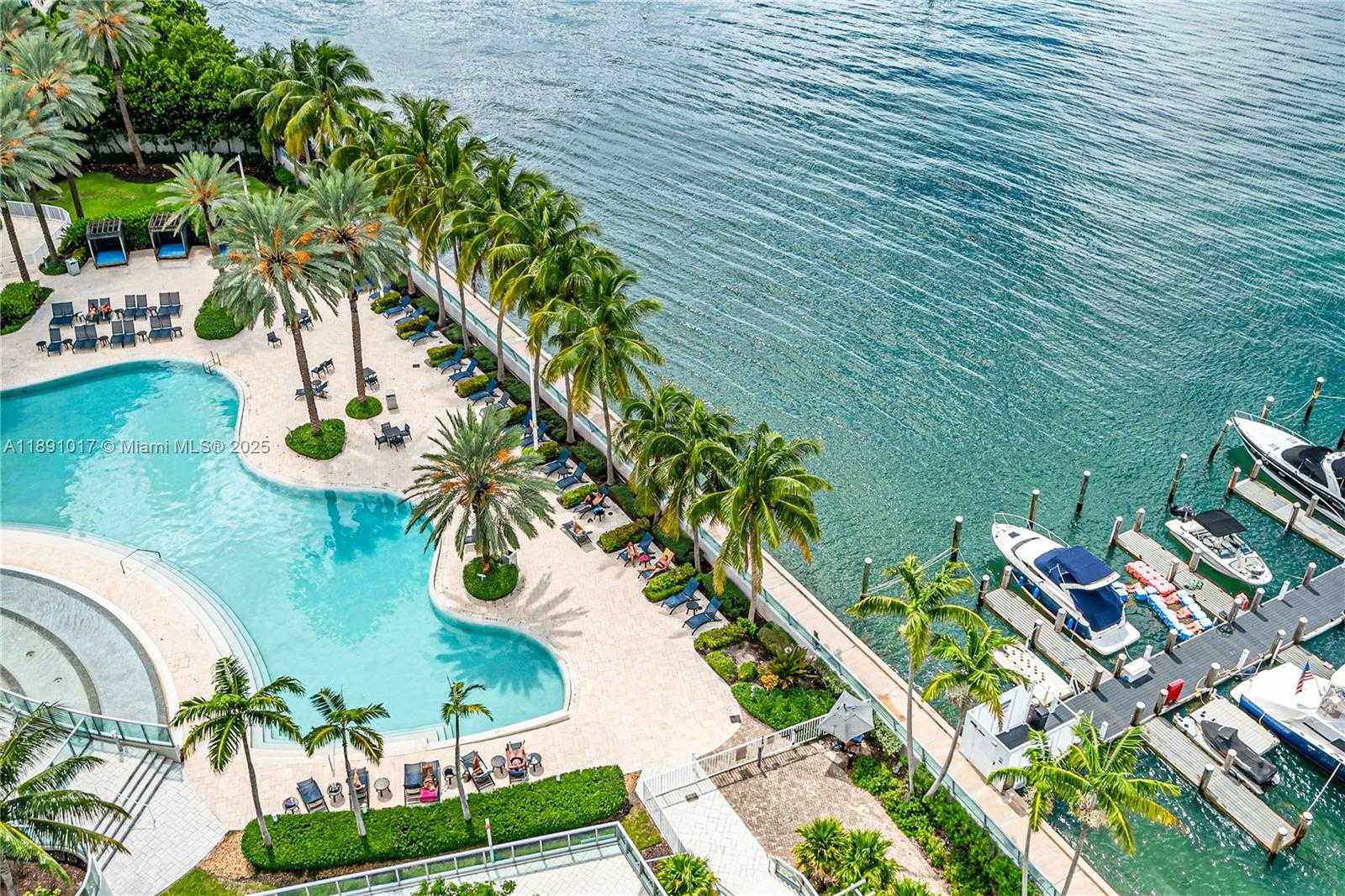 Small Image of 1500 WEST BAY RD #1536S, Miami Beach Number 12