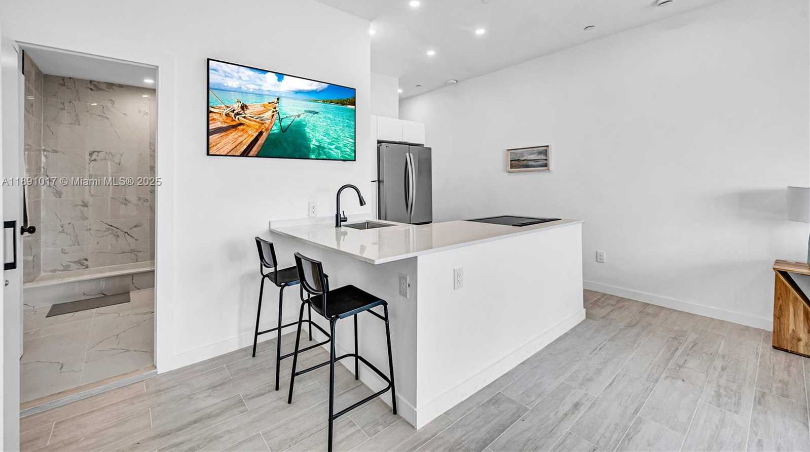 Small Image of 1500 WEST BAY RD #1536S, Miami Beach Number 19