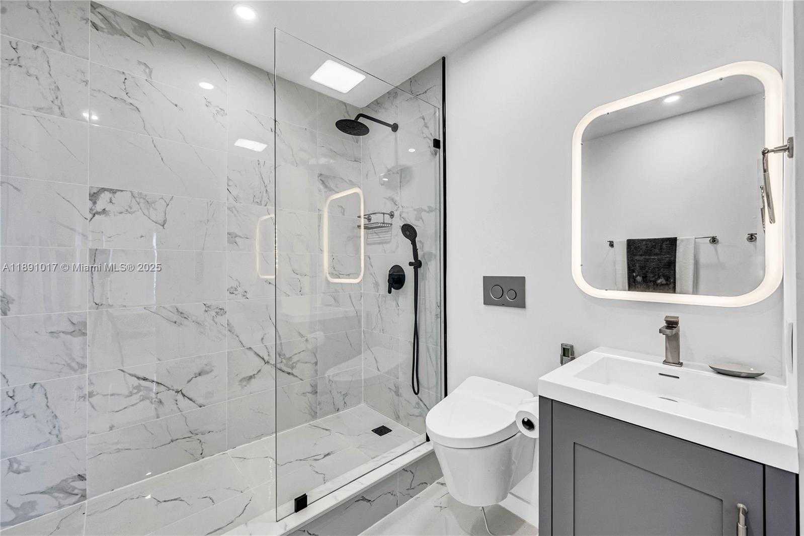 Small Image of 1500 WEST BAY RD #1536S, Miami Beach Number 22