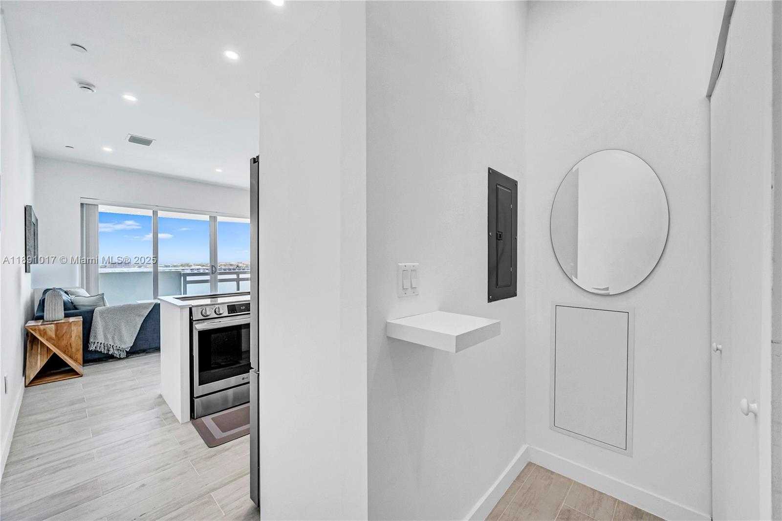 Small Image of 1500 WEST BAY RD #1536S, Miami Beach Number 23