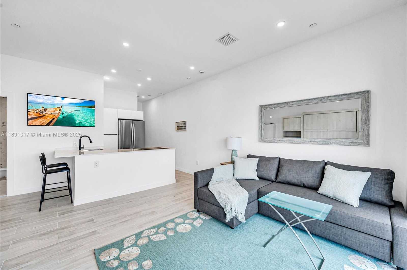 Small Image of 1500 WEST BAY RD #1536S, Miami Beach Number 29