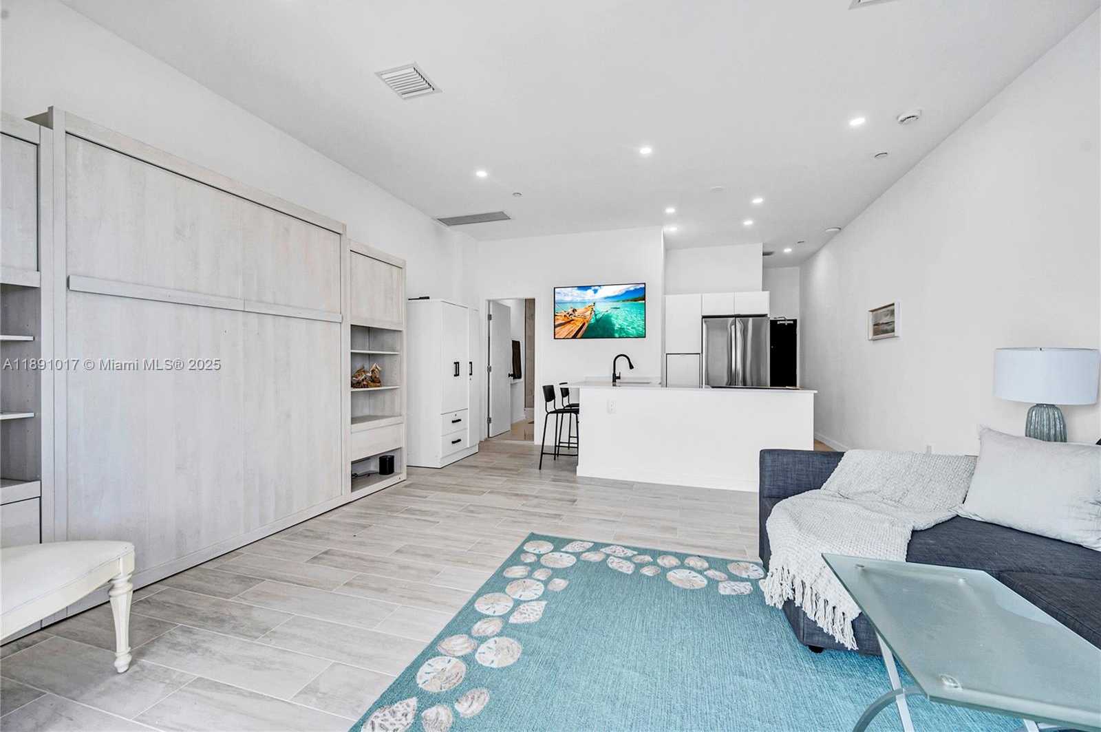 Small Image of 1500 WEST BAY RD #1536S, Miami Beach Number 31