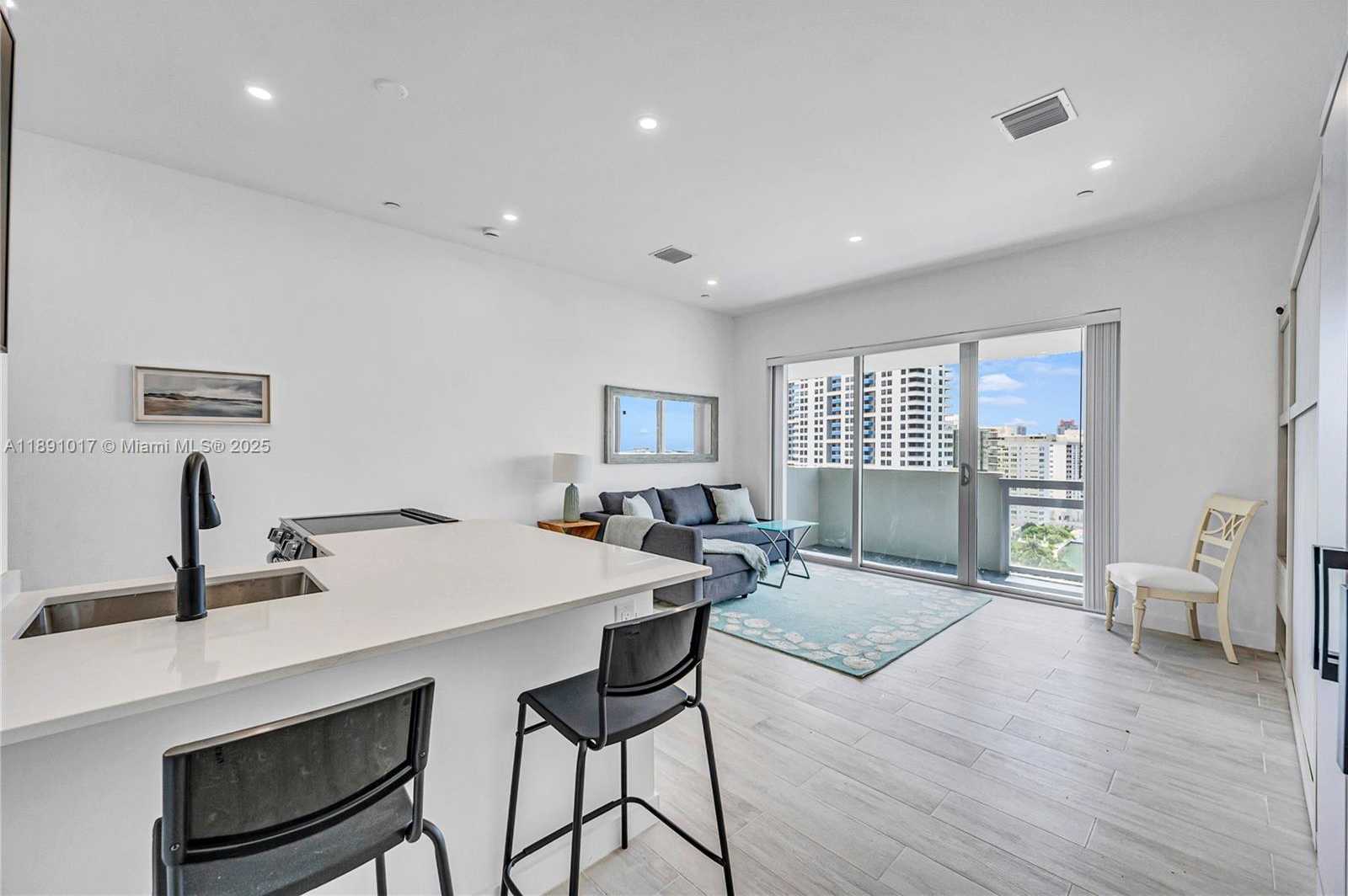 Small Image of 1500 WEST BAY RD #1536S, Miami Beach Number 32
