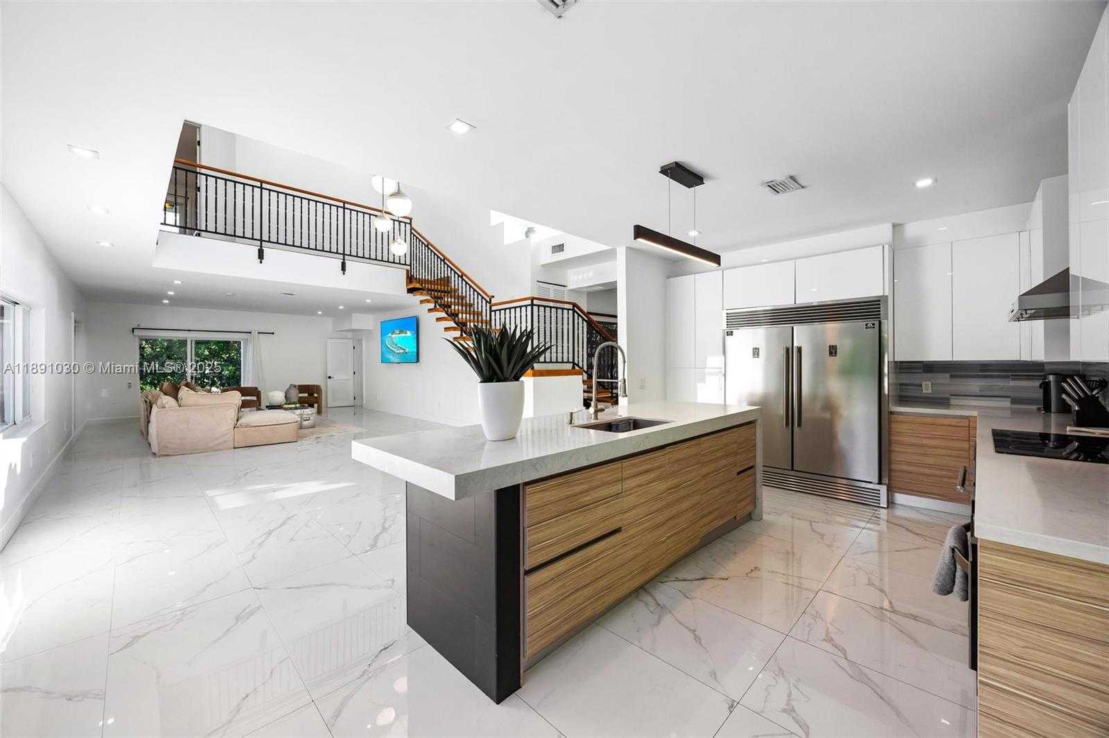 Small Image of 1651 SOUTH WEST 13TH AVE #na, Miami Number 25