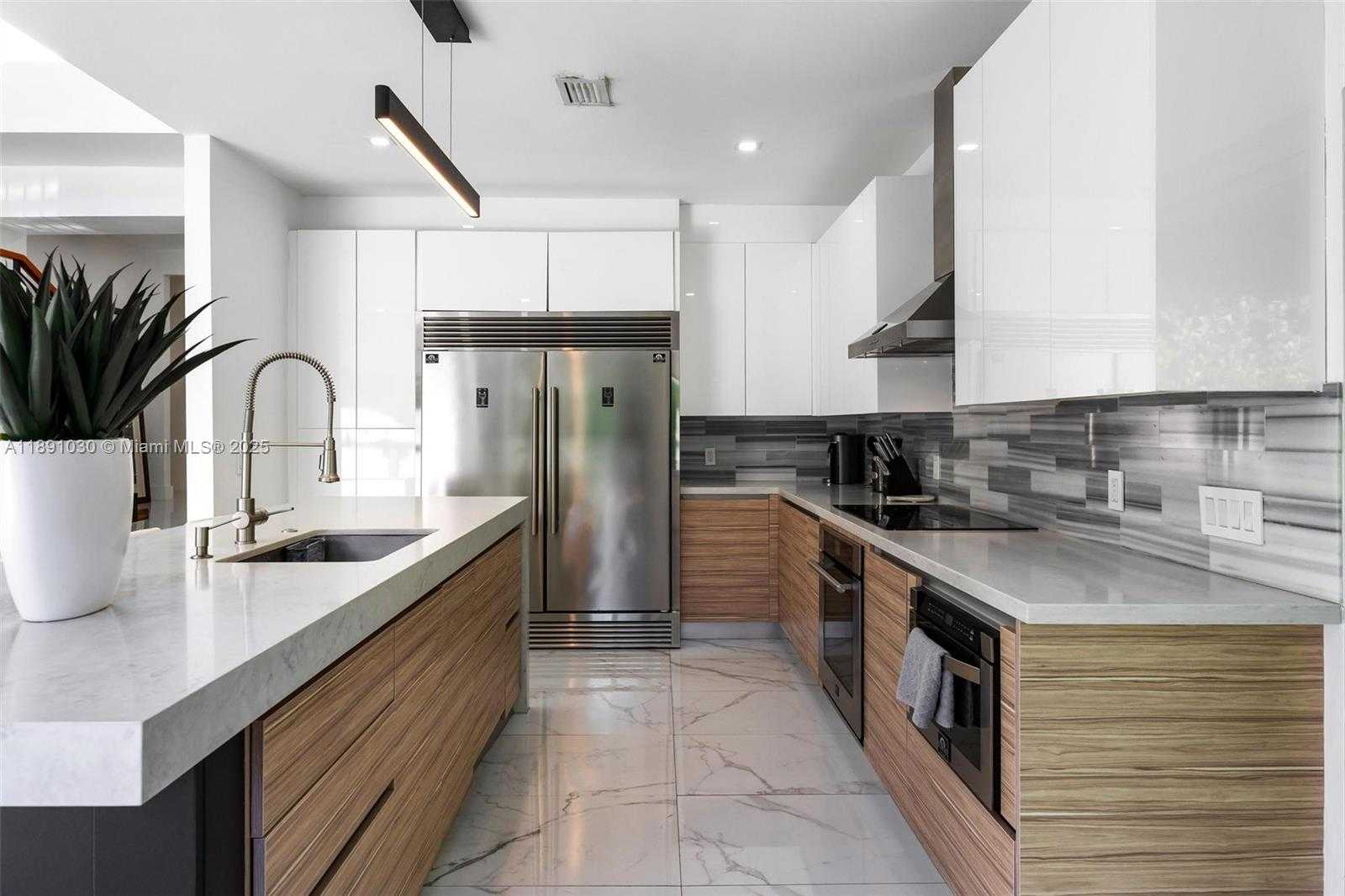 Small Image of 1651 SOUTH WEST 13TH AVE #na, Miami Number 26