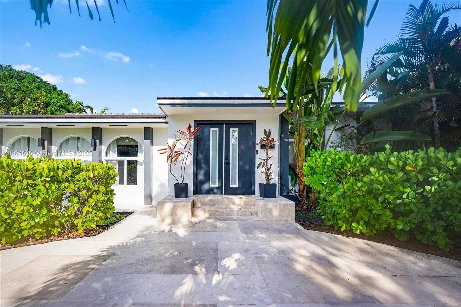 Small Image of 1651 SOUTH WEST 13TH AVE #na, Miami Number 3