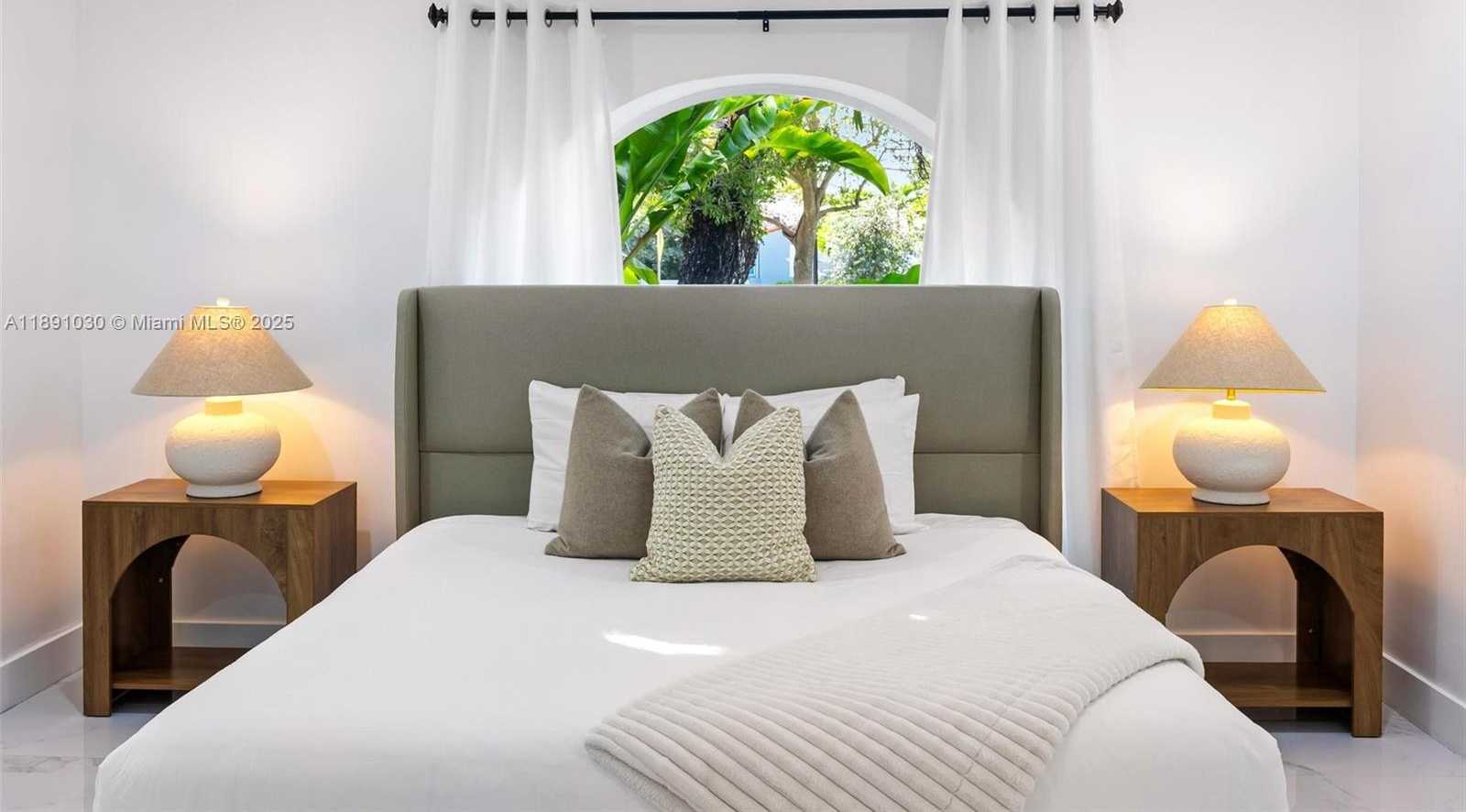 Small Image of 1651 SOUTH WEST 13TH AVE #na, Miami Number 39