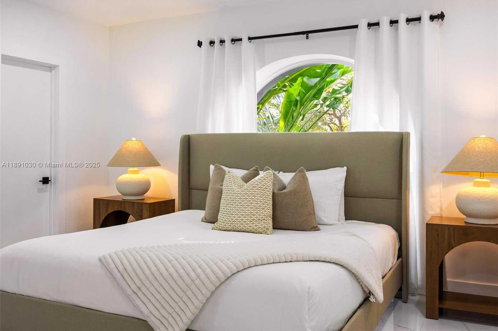 Small Image of 1651 SOUTH WEST 13TH AVE #na, Miami Number 40