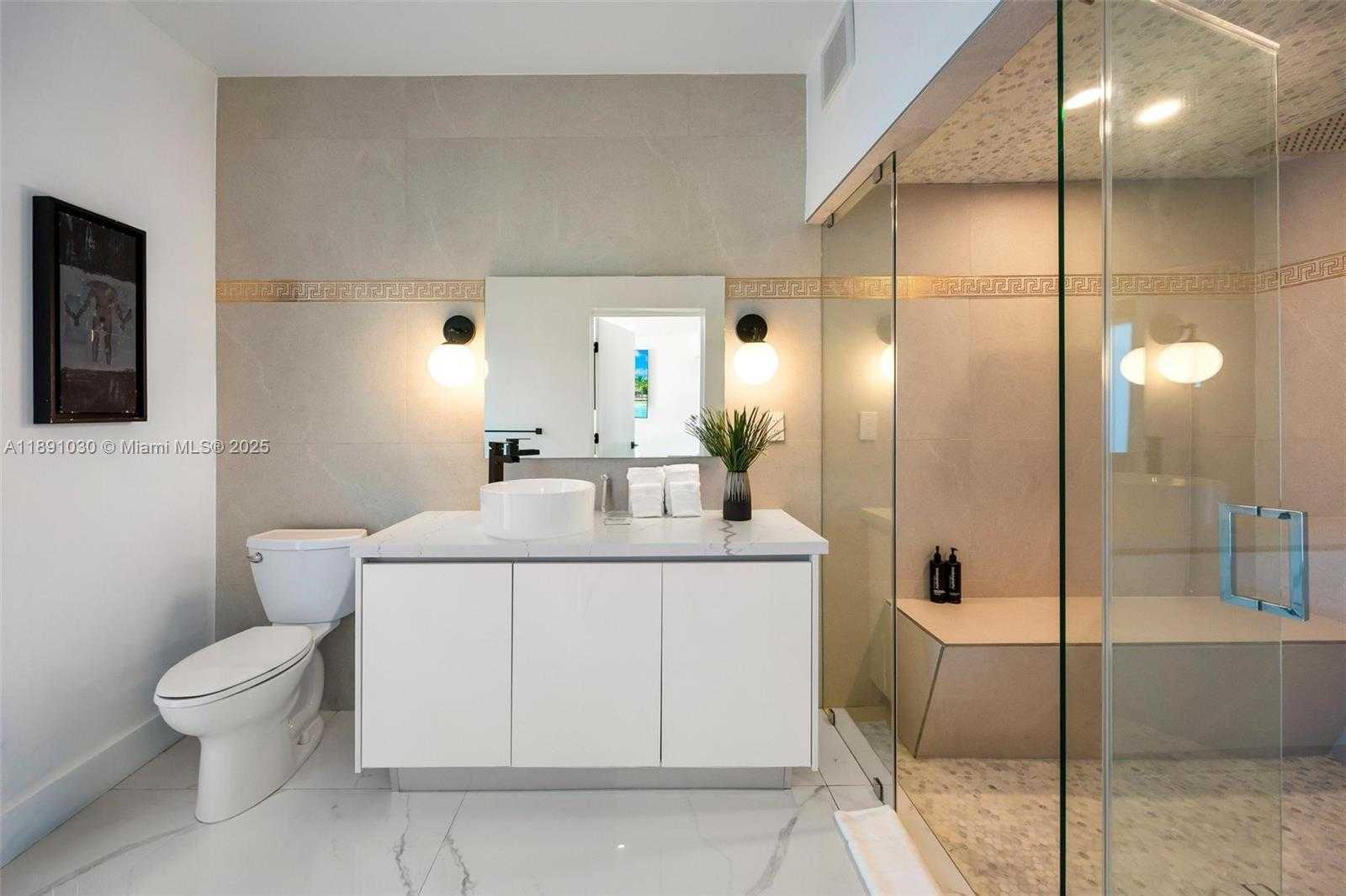 Small Image of 1651 SOUTH WEST 13TH AVE #na, Miami Number 42